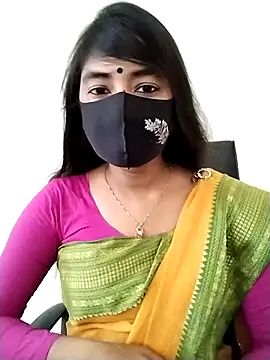 Puja-Rane online show from 4, 10, 2025
