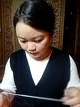 lusy-000 online show from 4, 12, 2025