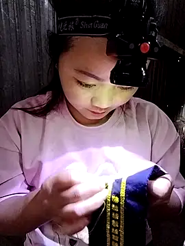 lusy-000 online show from 27, 10, 2025