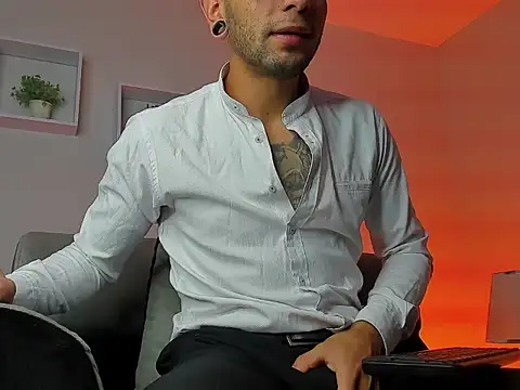 Snapshot of Tayler_bennet_ chatting on 23, 9, 2025 Tayler bennet online show from 23, 9, 2025