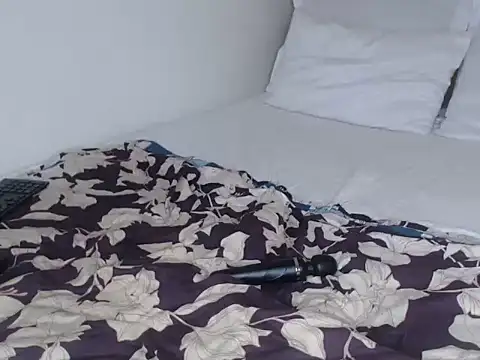 Bella 2025 online show from 5, 4, 2026