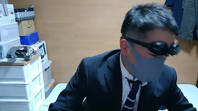 Snapshot of erosuke9 chatting on 14, 11, 2025 erosuke9 online show from 14, 11, 2025