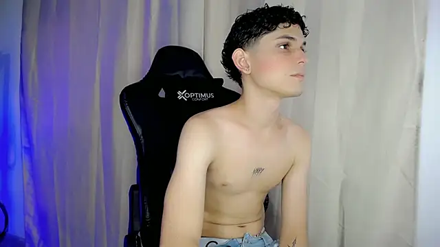 dilan hott  online show from 24, 10, 2025