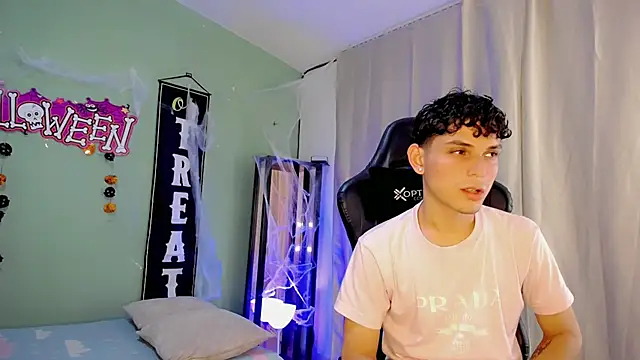 dilan hott  online show from 27, 10, 2025