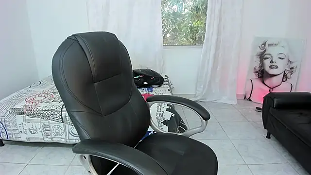 maxthomson boy online show from 29, 9, 2025