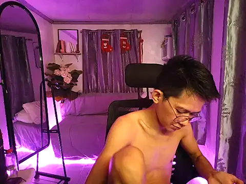 Skinny CumLoader69 online show from 15, 11, 2025