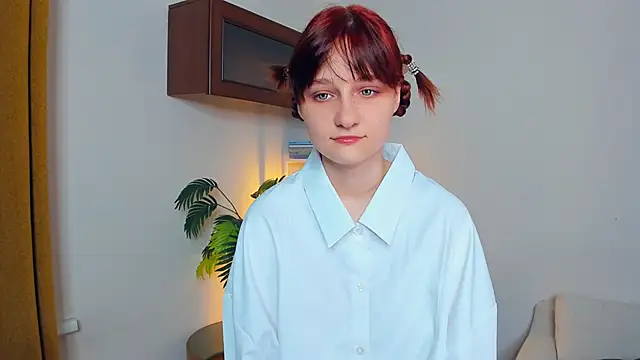 Snapshot of KatyKufel chatting on 9, 9, 2025 KatyKufel online show from 9, 9, 2025