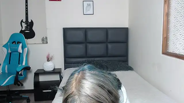 Amnesia  online show from 4, 11, 2025