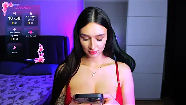 Veronica Larsson online show from 14, 11, 2025