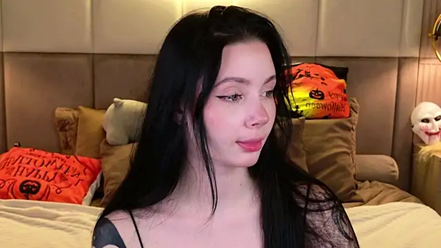 Snapshot of Goldy_Stark chatting on 2, 11, 2025 Goldy Stark online show from 2, 11, 2025