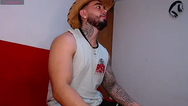 tommyblessd1 online show from 4, 11, 2025