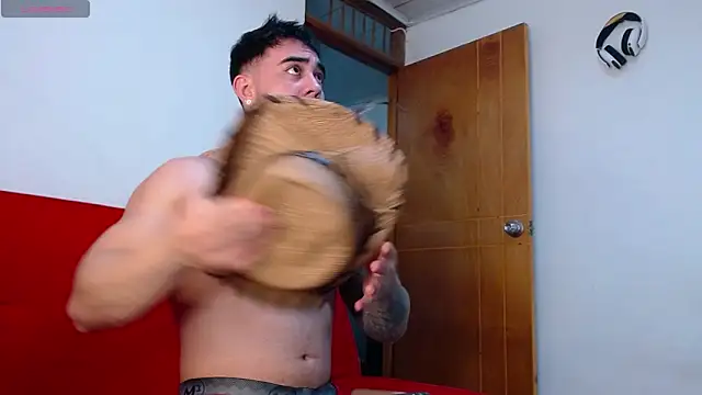 tommyblessd1 online show from 30, 11, 2025