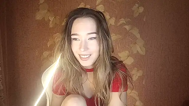 Awora Wolf online show from 26, 9, 2025
