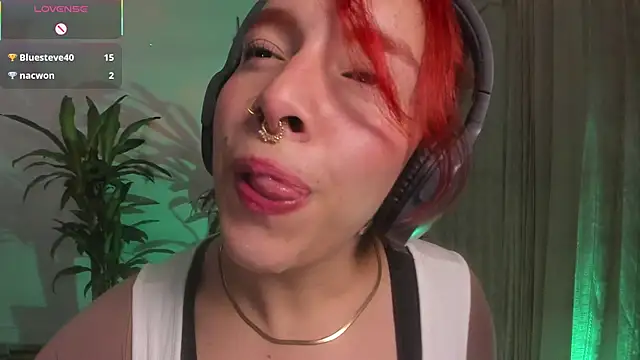 bri von dhara   online show from 18, 10, 2025