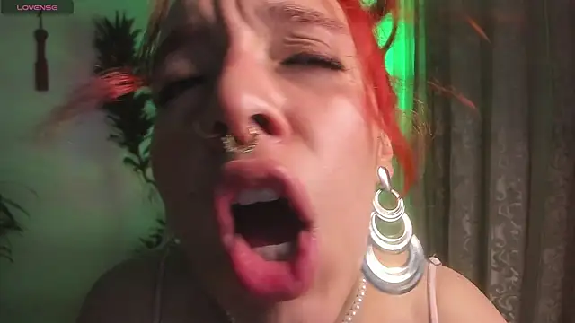 bri von dhara   online show from 30, 10, 2025