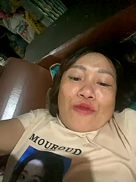Snapshot of Dunmii chatting on 17, 9, 2025 Dunmii online show from 17, 9, 2025