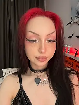 Lina Thornton  online show from 13, 11, 2025