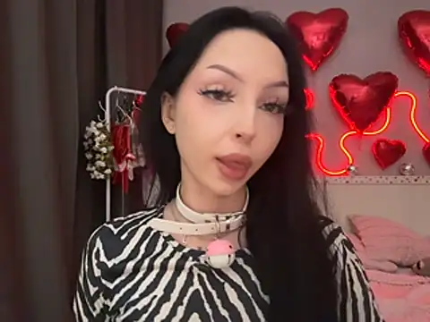 Snapshot of Lina_Thornton_ chatting on 28, 7, 2026 Lina Thornton online show from 28, 7, 2026