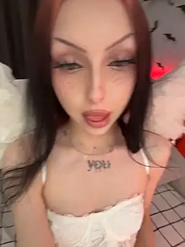 Lina Thornton  online show from 30, 10, 2025