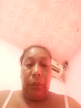 Naomi-Mature online show from 18, 11, 2025