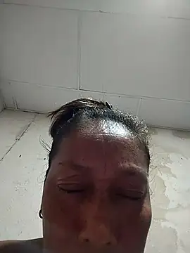 Naomi-Mature online show from 30, 11, 2025