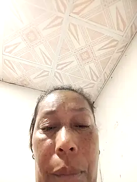 Naomi-Mature online show from 3, 11, 2025