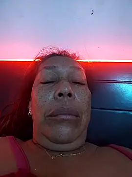 Naomi-Mature online show from 7, 5, 2026