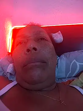 Naomi-Mature online show from 9, 2, 2026