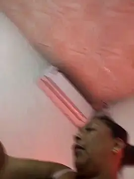 Naomi-Mature online show from 7, 3, 2026