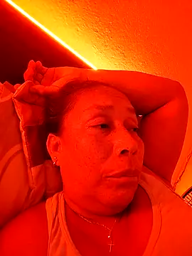 Naomi-Mature online show from 15, 2, 2026