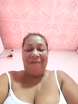 Naomi-Mature online show from 21, 2, 2026