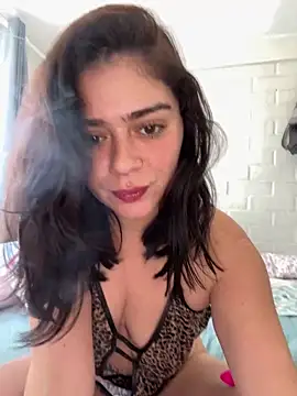 Snapshot of cami_lorena chatting on 30, 9, 2025 cami lorena online show from 30, 9, 2025