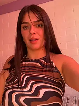 cami lorena online show from 4, 4, 2026