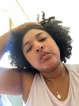 Snapshot of Rizos_hot_official chatting on 5, 5, 2026 Rizos hot official online show from 5, 5, 2026