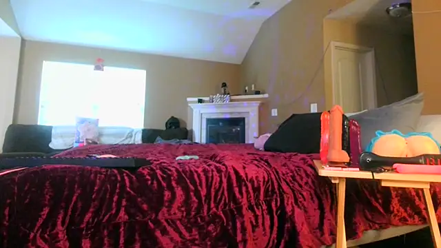 LunaSynns online show from 17, 9, 2025