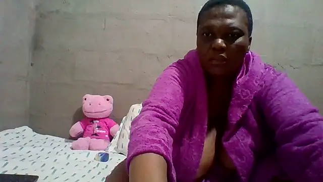 Snapshot of lolla01sweetness chatting on 1, 6, 2026 lolla01sweetness online show from 1, 6, 2026