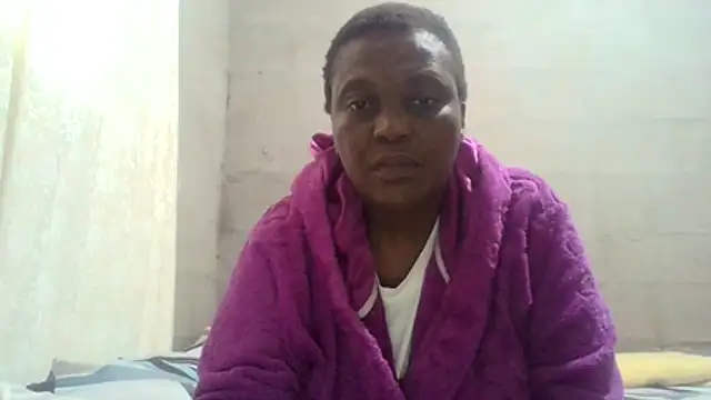 Snapshot of lolla01sweetness chatting on 4, 12, 2025 lolla01sweetness online show from 4, 12, 2025