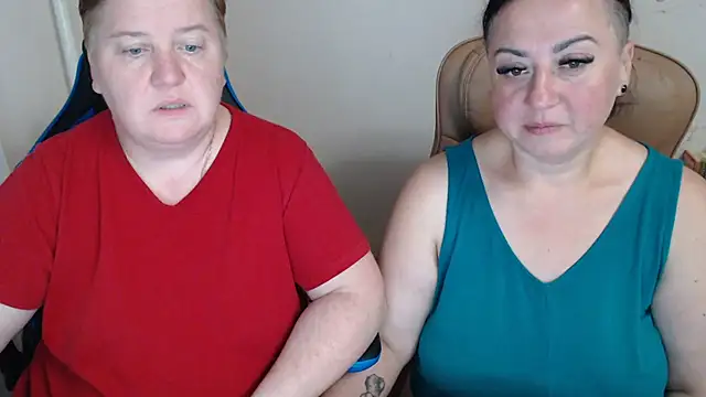 Snapshot of Bertie_Adeline chatting on 13, 9, 2025 Bertie Adeline online show from 13, 9, 2025