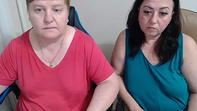 Snapshot of Bertie_Adeline chatting on 28, 9, 2025 Bertie Adeline online show from 28, 9, 2025
