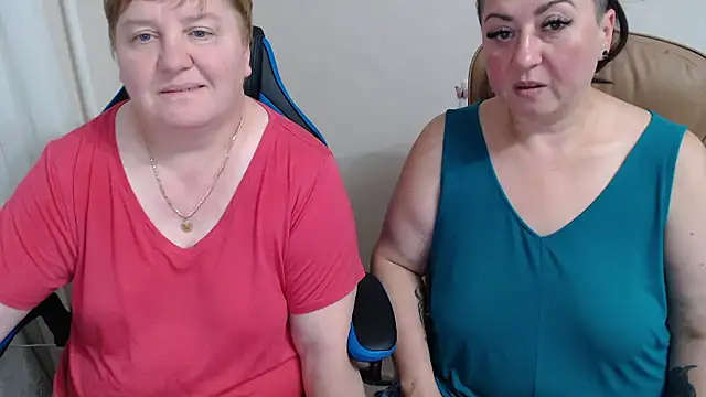 Snapshot of Bertie_Adeline chatting on 26, 9, 2025 Bertie Adeline online show from 26, 9, 2025