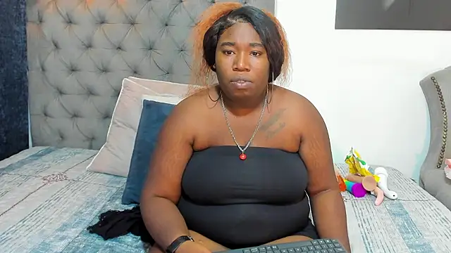 nahiroby ebony online show from 12, 3, 2026