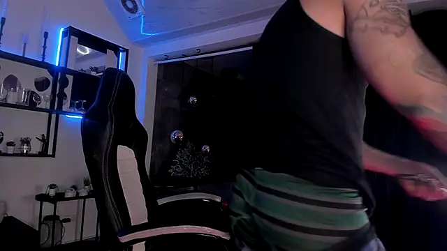 Master Chiief online show from 8, 9, 2025