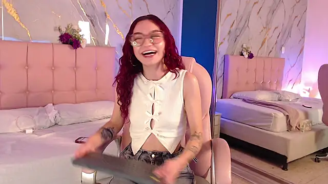 Red kytty6 online show from 17, 7, 2026