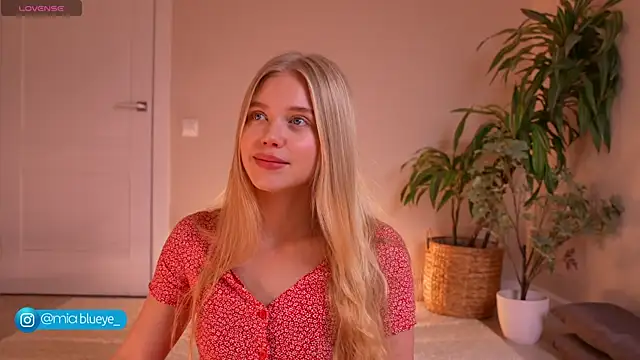 Miablueye online show from 2, 11, 2025