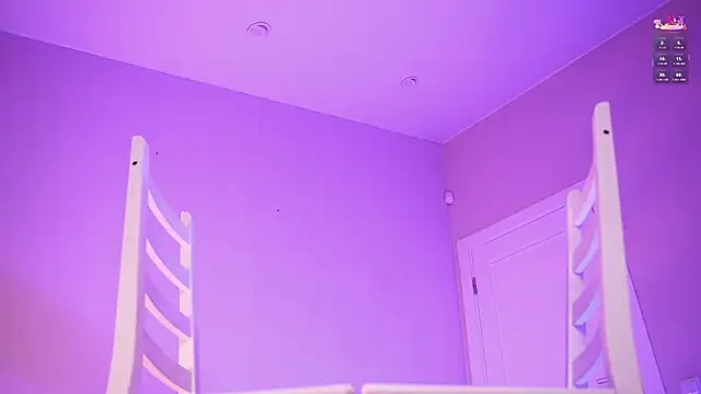 Miablueye online show from 7, 4, 2026