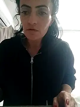 Gecenin Kralicesi online show from 7, 1, 2026