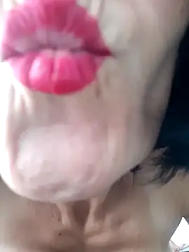 Gecenin Kralicesi online show from 28, 10, 2025