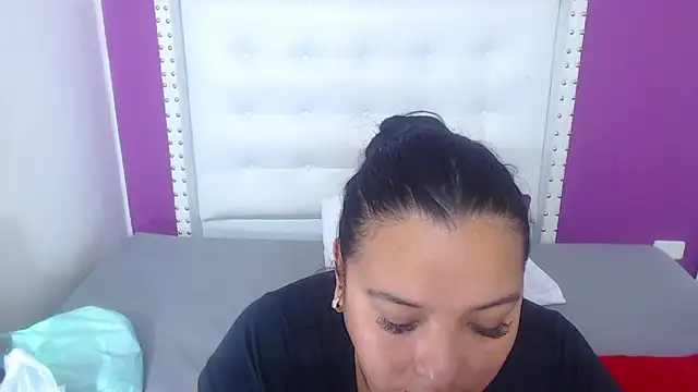 fat naughtyass online show from 16, 2, 2026