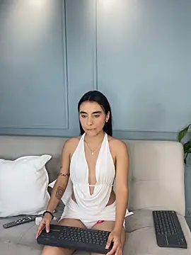 Snapshot of Zafira_Montiel chatting on 27, 11, 2025 Zafira Montiel online show from 27, 11, 2025