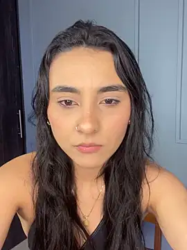 Snapshot of Zafira_Montiel chatting on 17, 12, 2025 Zafira Montiel online show from 17, 12, 2025